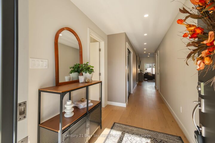 Property Photo:  160 Sugarbush Street  ON P1C 1M8