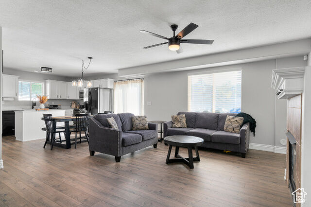 Property Photo:  1509 W 550 S  UT 84058 