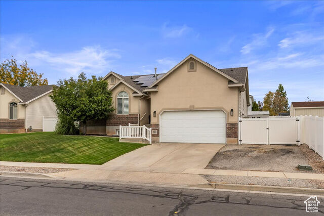 Property Photo: 255 E 1500 N UT 84041