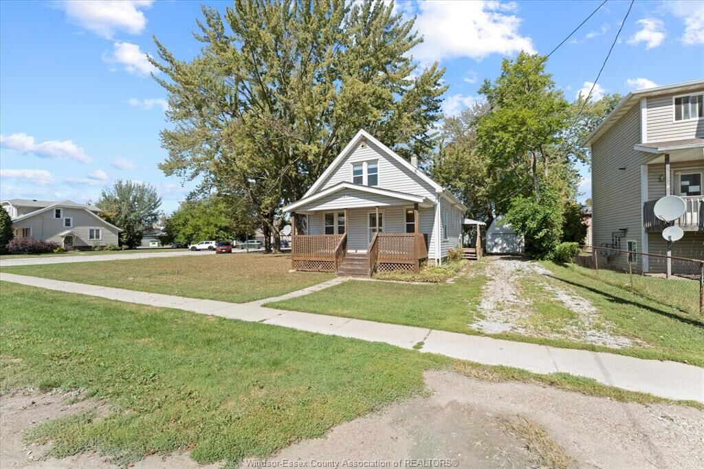 Photo de la propriété: 543 St. Charles Street ON N0R 1A0