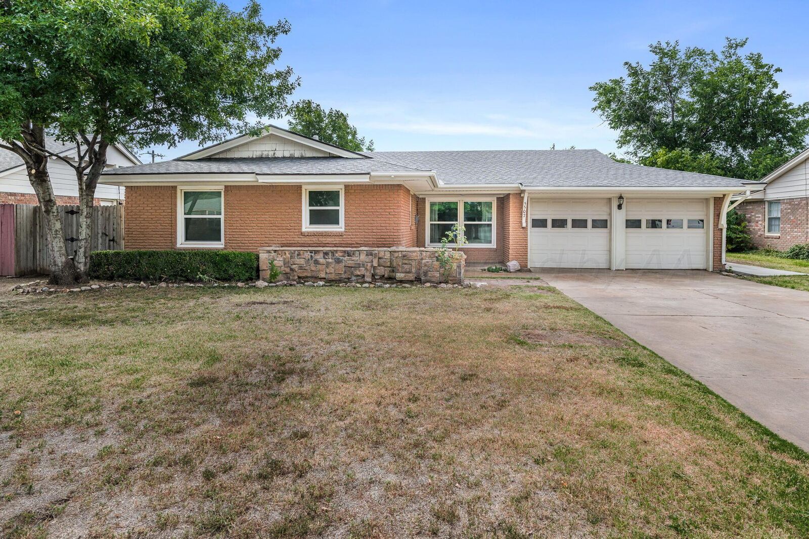 Property Photo: 5507 Randolph Road TX 79106-5018