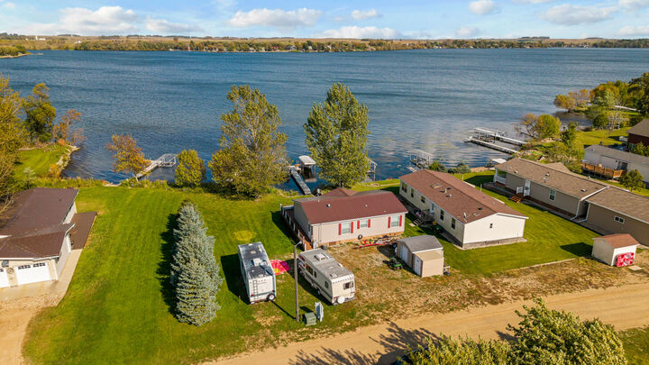 Property Photo:  1532 Shepherd'S Marina Rd  SD 57239 