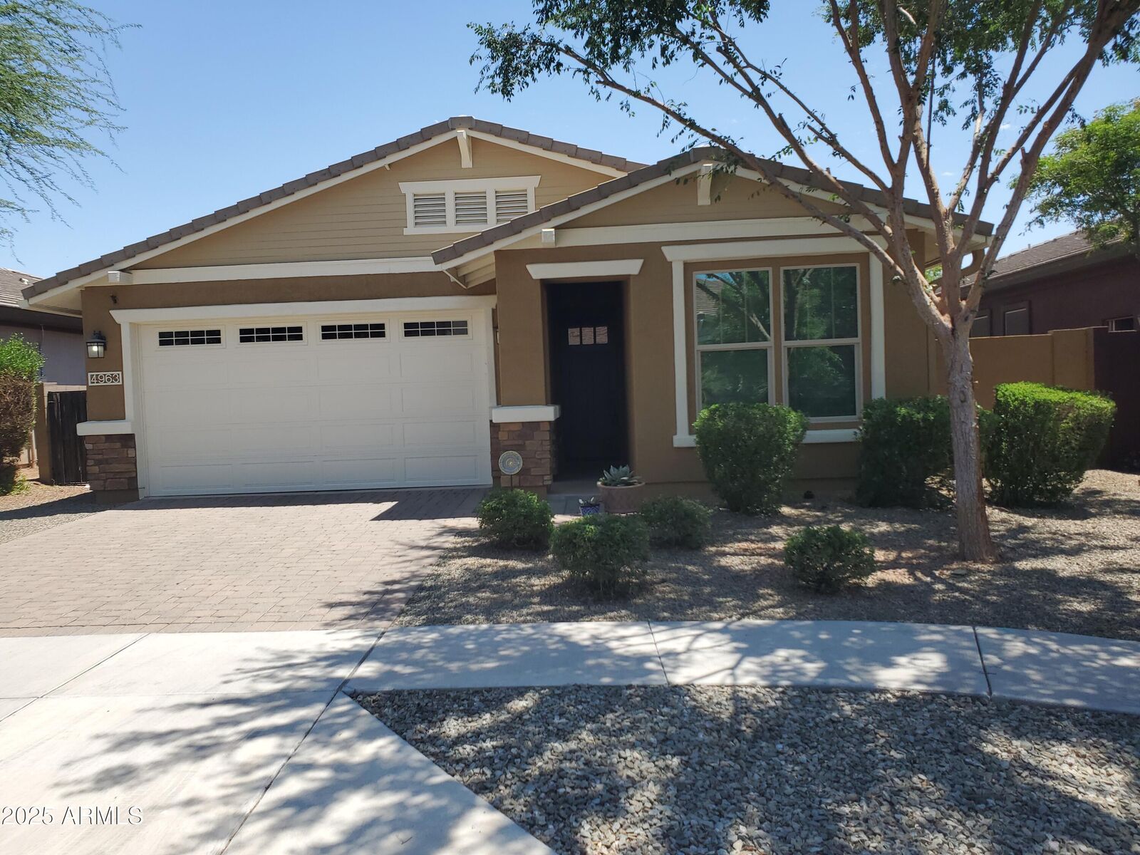 Property Photo: 4963 S Girard Street AZ 85298