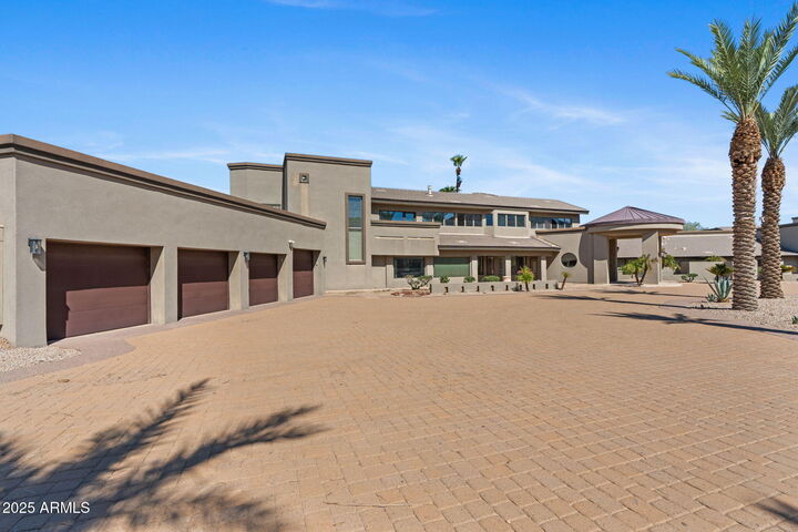 Property Photo: 3850 E Sahuaro Boulevard AZ 85028