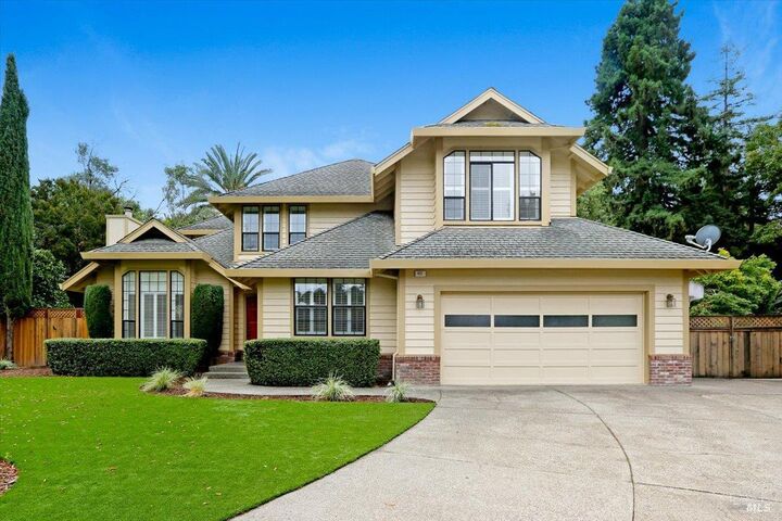 401 Fairway Court  Healdsburg CA 95448 photo