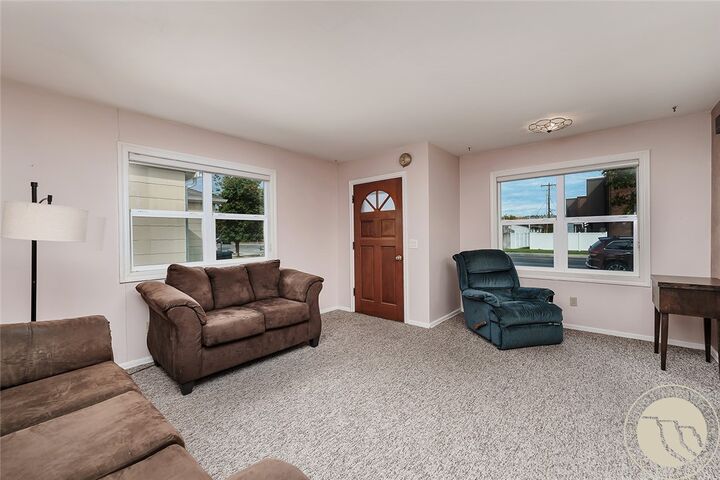 Property Photo:  1640 Lewis Avenue  MT 59102 