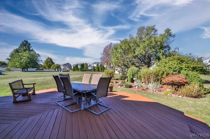 Property Photo:  1687 Fix Road  NY 14072 