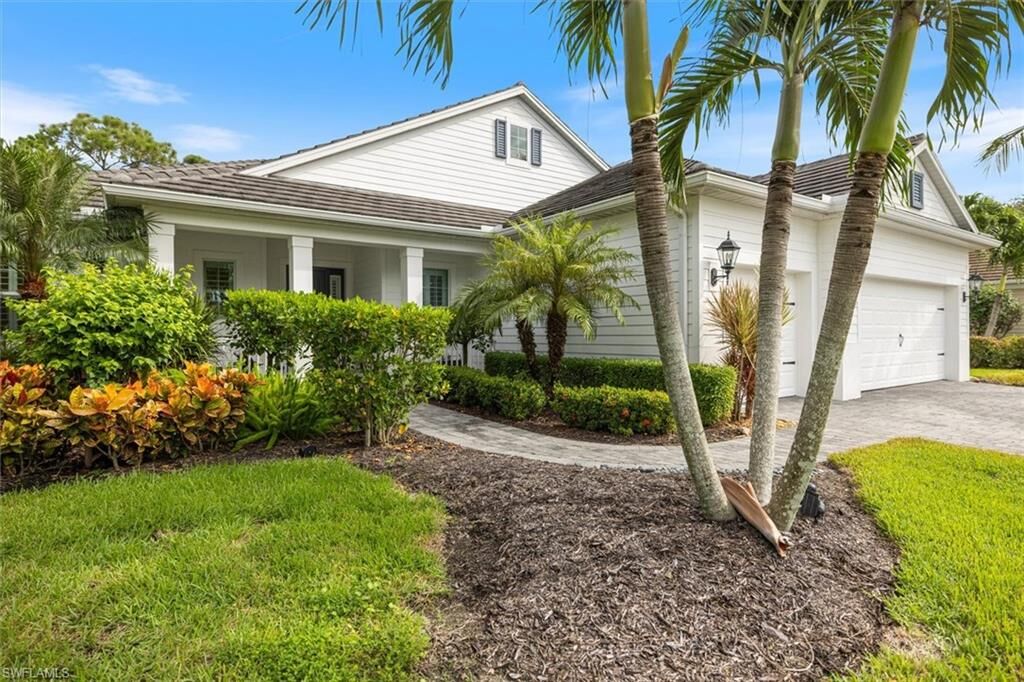 Property Photo: 21555 Oaks Of Estero Cir FL 33928