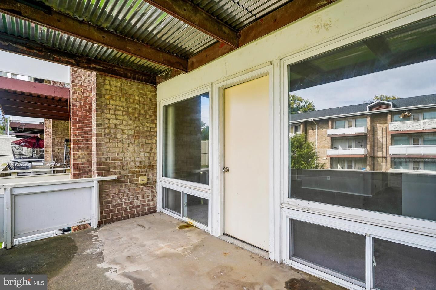 Property Photo: 534 Wilson Bridge Drive C-1 MD 20745