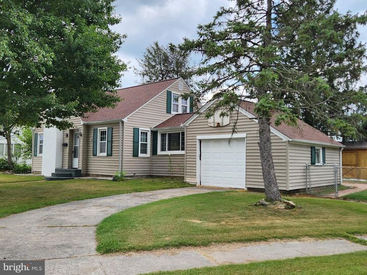 Property Photo: 512 State Street DE 19973