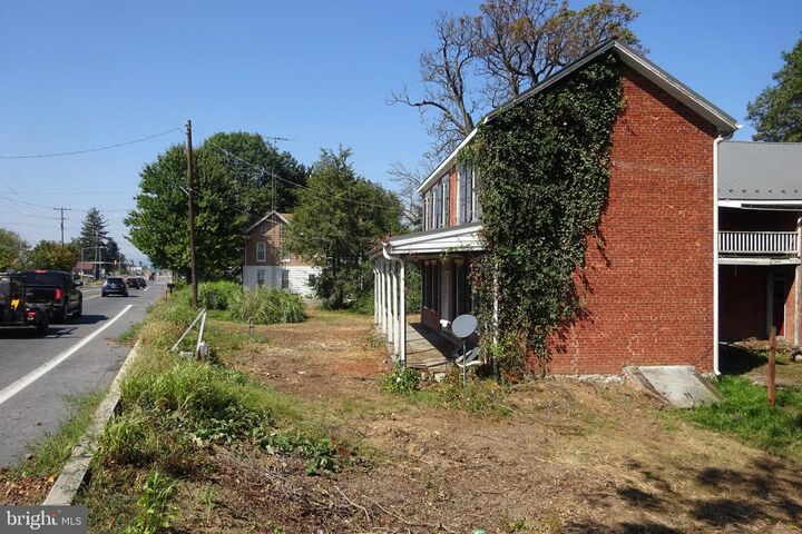 Property Photo: 823 Buchanan Trail E PA 17225