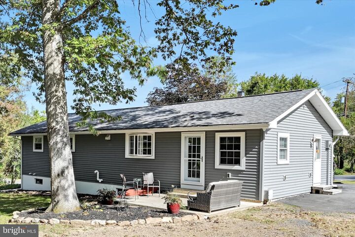 Property Photo: 430 Mohave Drive PA 17922