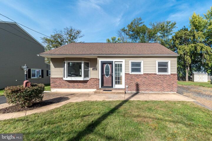 Property Photo:  133 Manor Road  PA 19040 
