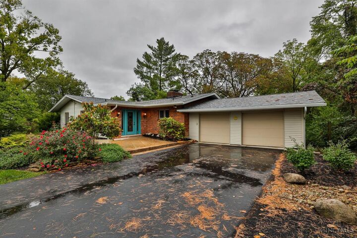 Property Photo: 500 Laramie Trail OH 45215