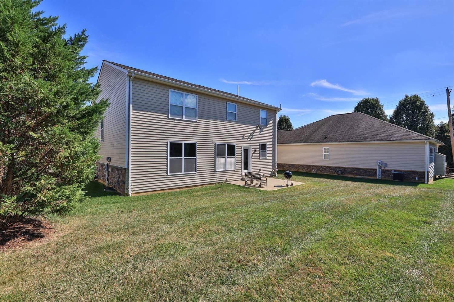 Property Photo: 1757 Woodruff Lane OH 45215