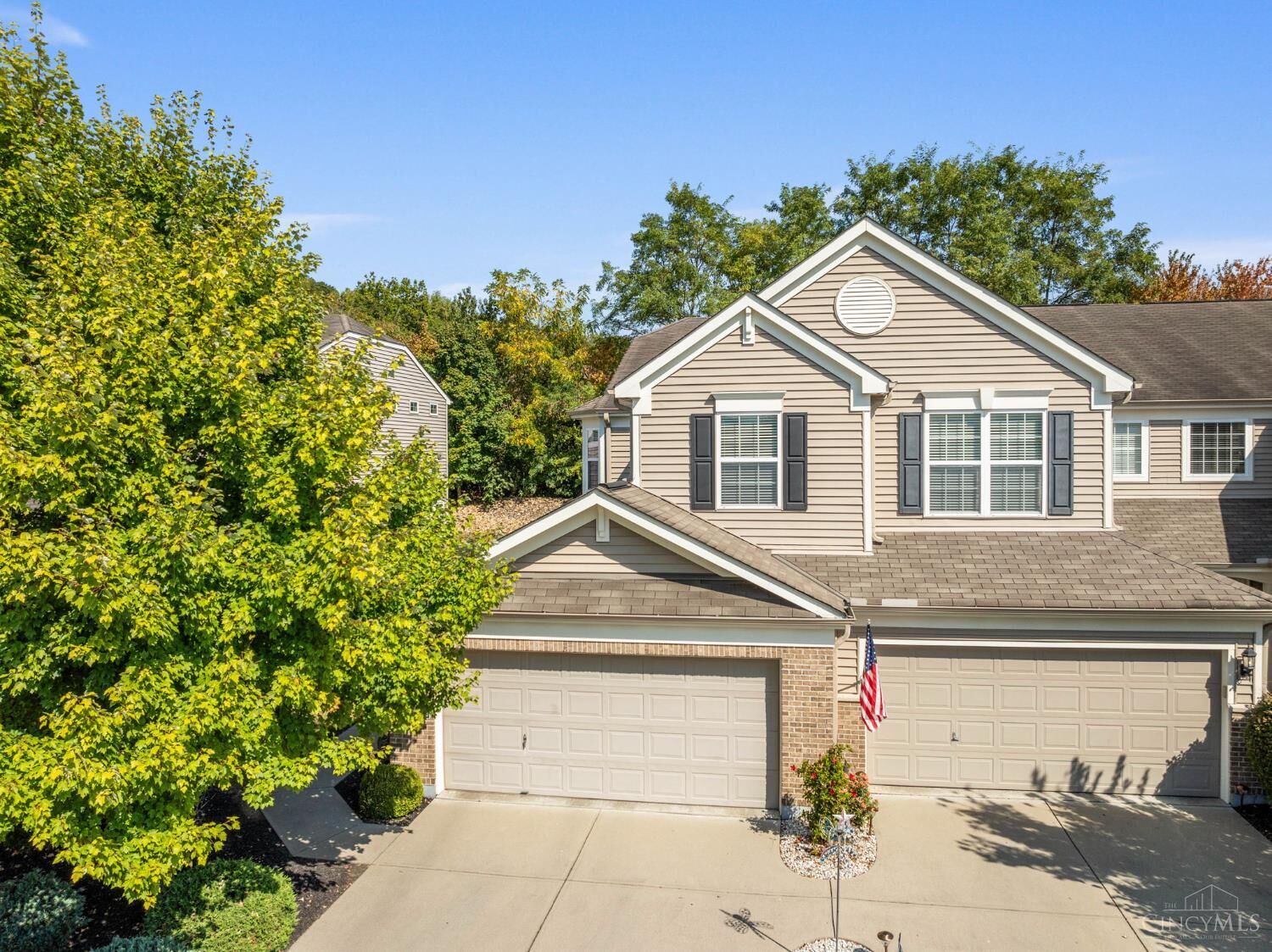 Property Photo:  576 Heritage Square  OH 45030 