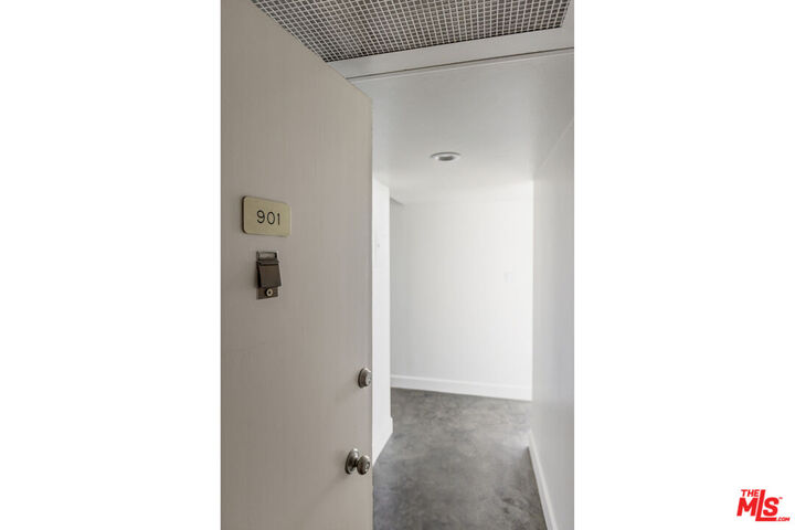 Property Photo:  4411 Los Feliz Blvd  CA 90027 