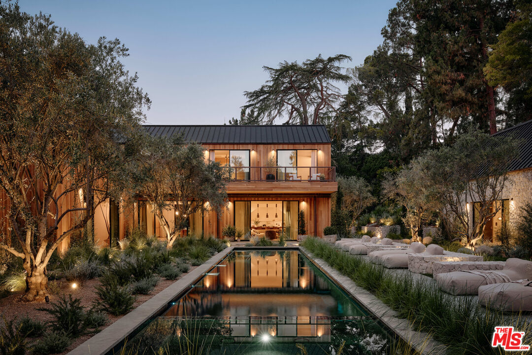 Property Photo:  3405 Fryman Rd  CA 91604 