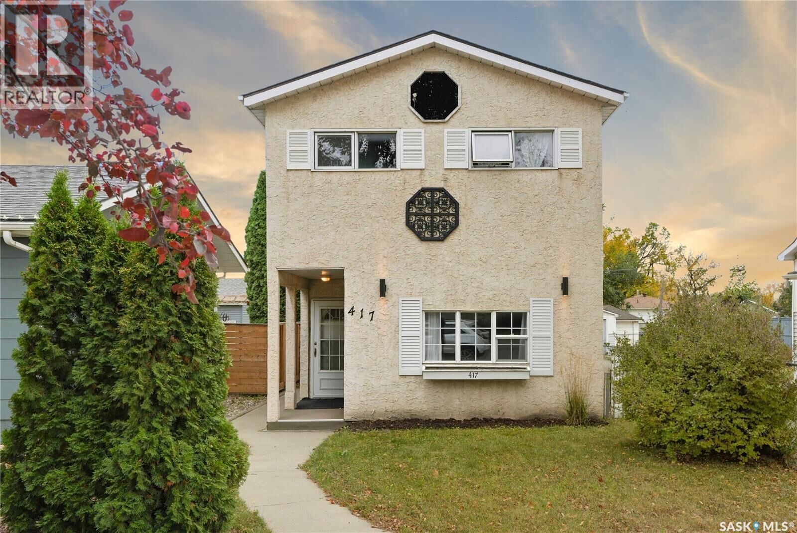 Property Photo:  417 Empress Street  SK S7K 3L8 
