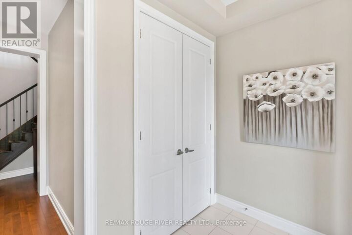 Property Photo:  34 Endeavour Court  ON L1P 0B5 