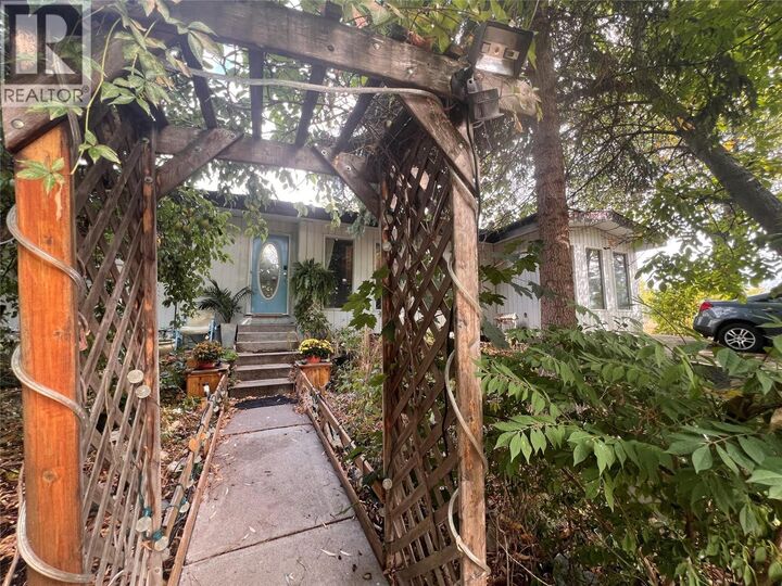 Property Photo:  4976 Nash Street  BC V0H 1X8 