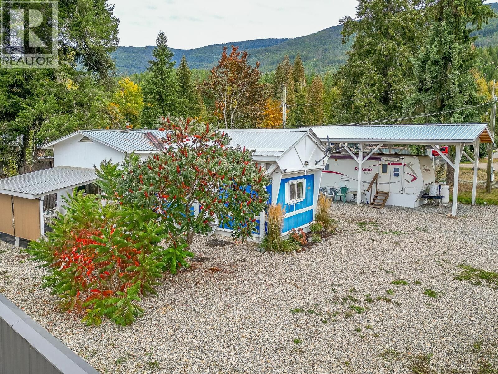 Property Photo:  1 Robson Road  BC V0E 2K0 