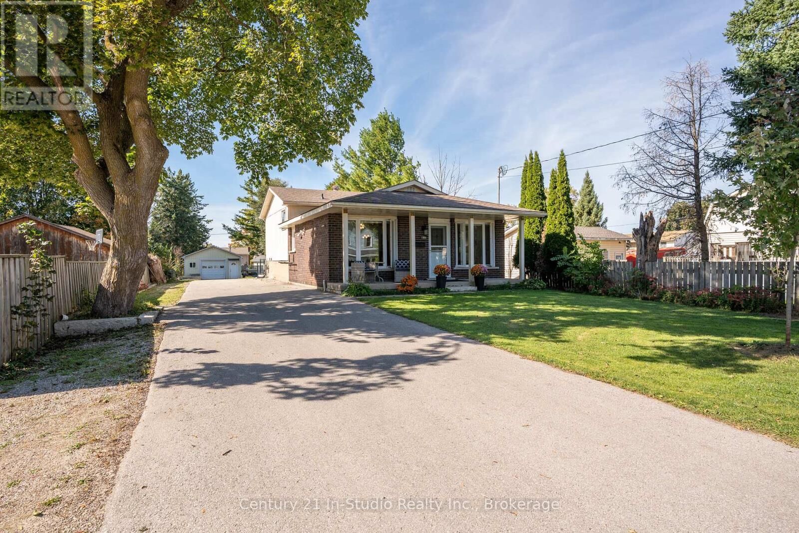 Property Photo: 1980 6th Avenue East ON N4K 2W5
