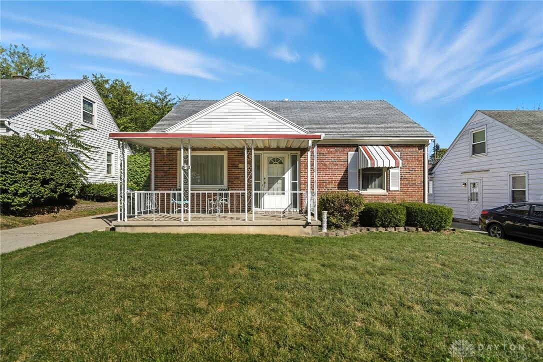 Property Photo:  3060 Regent Street  OH 45409 
