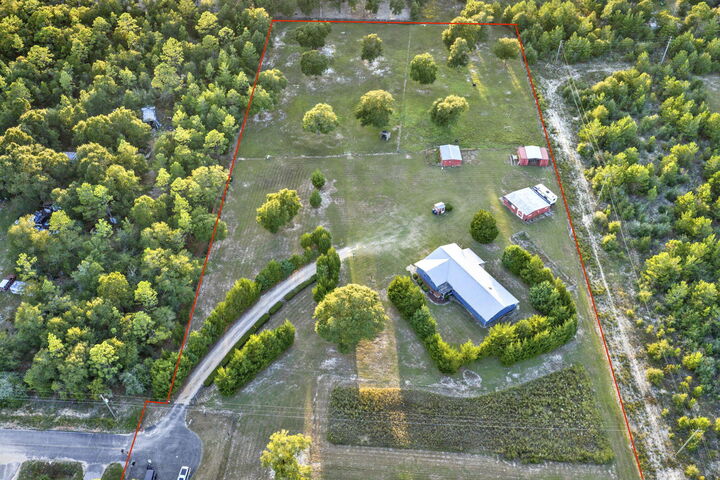 585 E Huckaba Road  Defuniak Springs FL 32435 photo