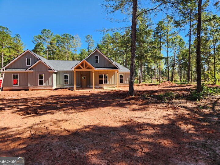 Property Photo: 610 Dean Patrick GA 30248