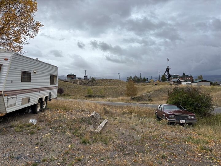 Property Photo:  Lot 6B And Lot 8 W Pearl Street  MT 59701 