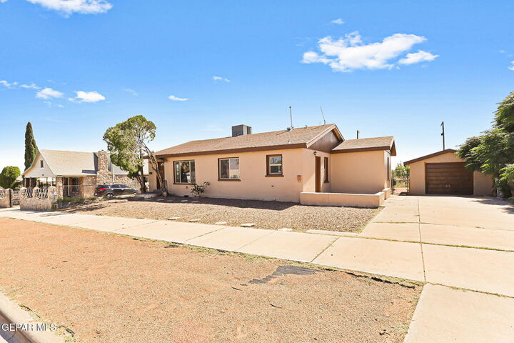 Property Photo: 3312 Polk Avenue TX 79930