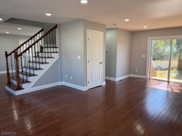Property Photo:  1552 Elaine Ter  NJ 07083 