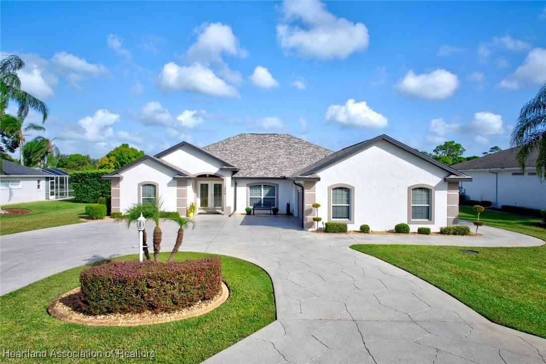 Property Photo: 1808 Sunrise Drive FL 33872