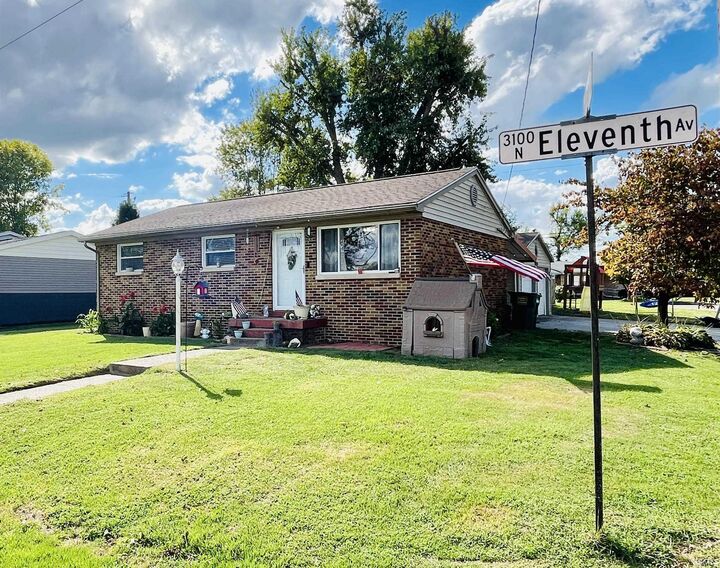 Property Photo:  3116 N 11th Avenue  IN 47720 