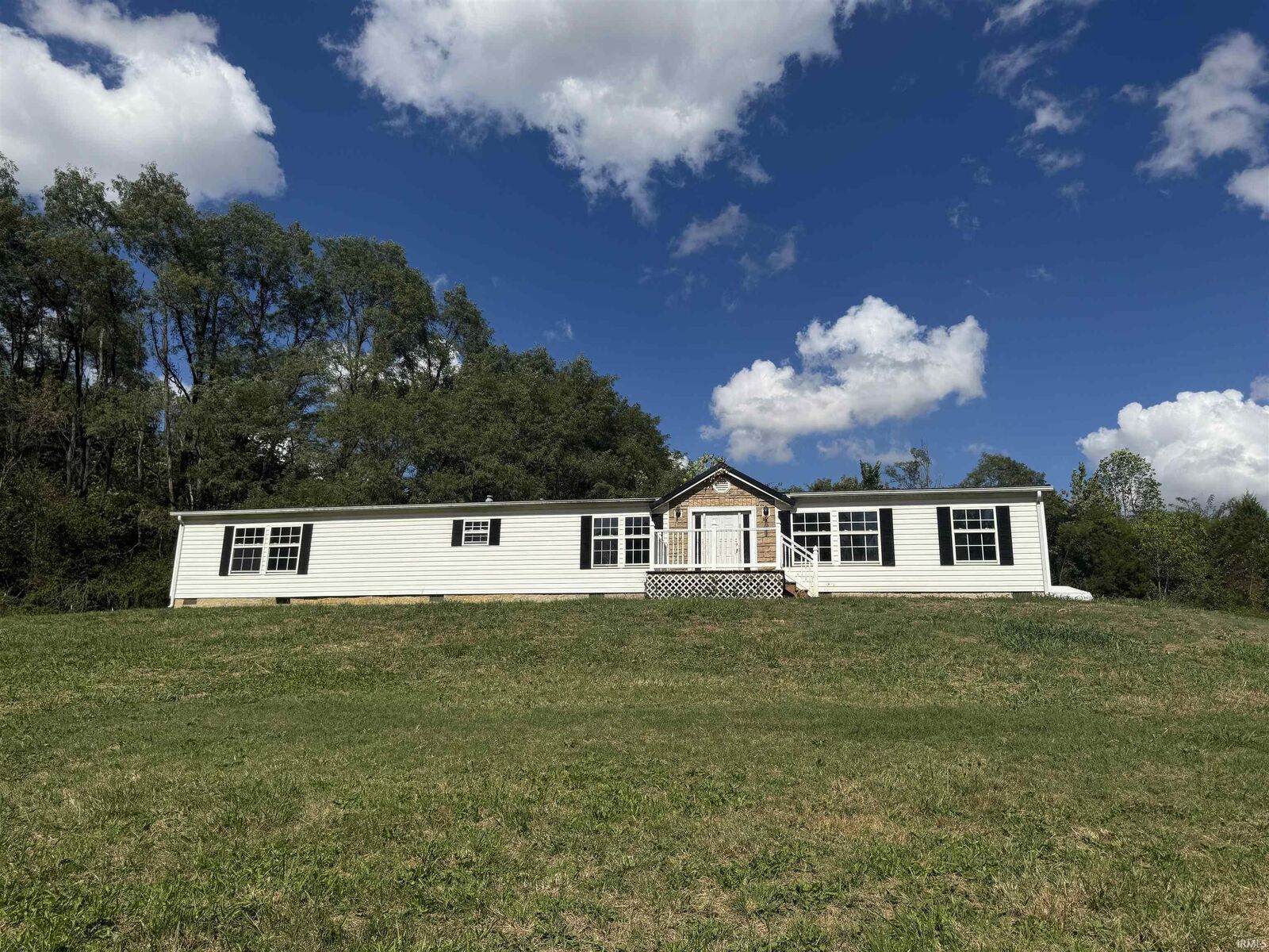 Property Photo:  1120 N 100 E  IN 47670 