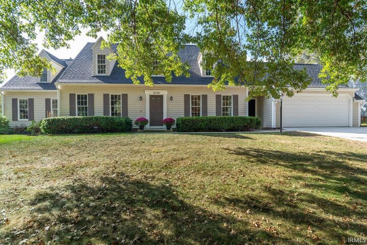 Property Photo:  2709 E Brigs Bend  IN 47401 