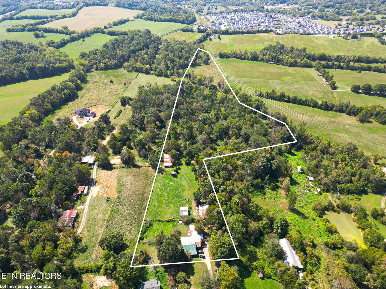 Property Photo: 2733 Shipe Rd TN 37806