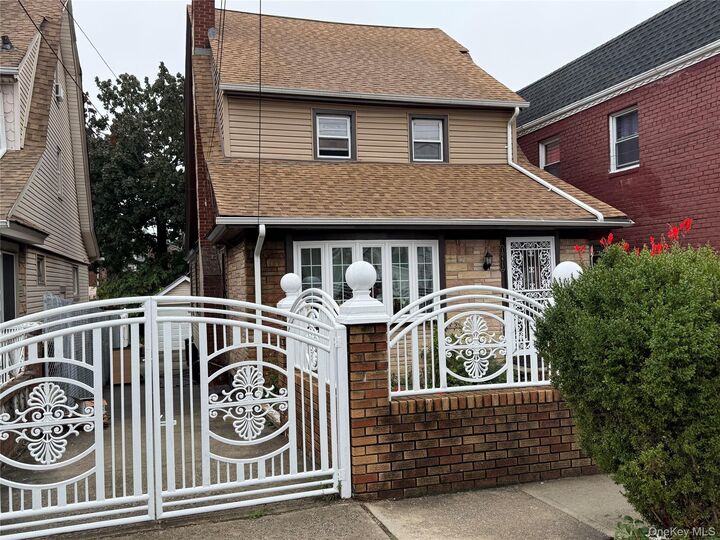 104-12 219th Street  Queens Village NY 11429 photo