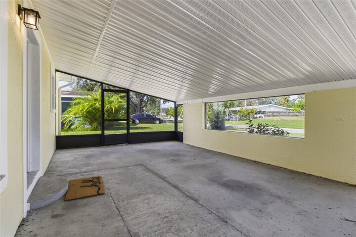 Property Photo: 4509 26th Avenue S FL 33619