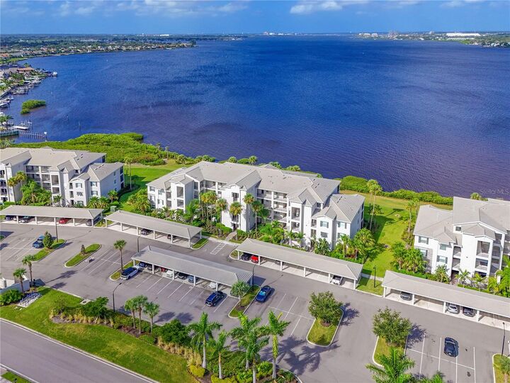 Property Photo:  910 Tidewater Shores Loop 102  FL 34208 