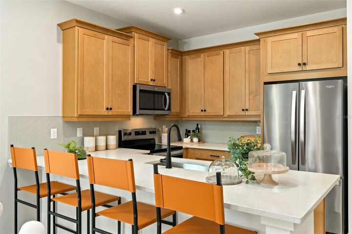Property Photo:  1306 Tarflower Drive  FL 32708 