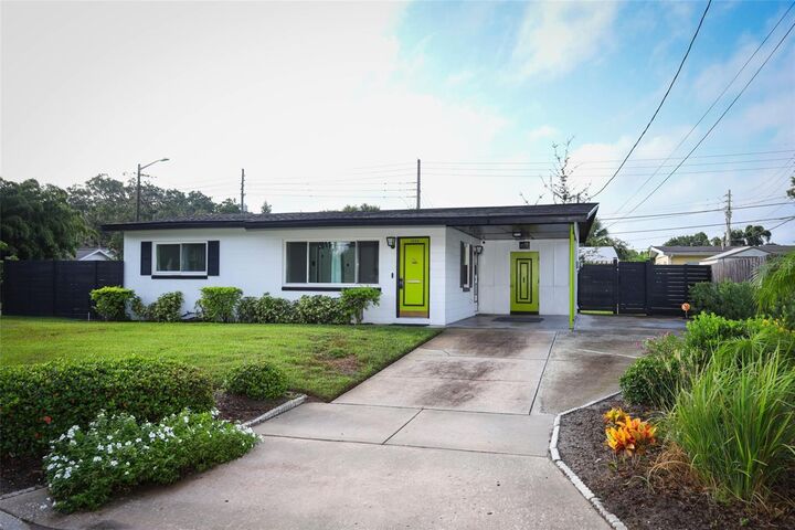 Property Photo:  1400 Shady Lane Drive  FL 32804 
