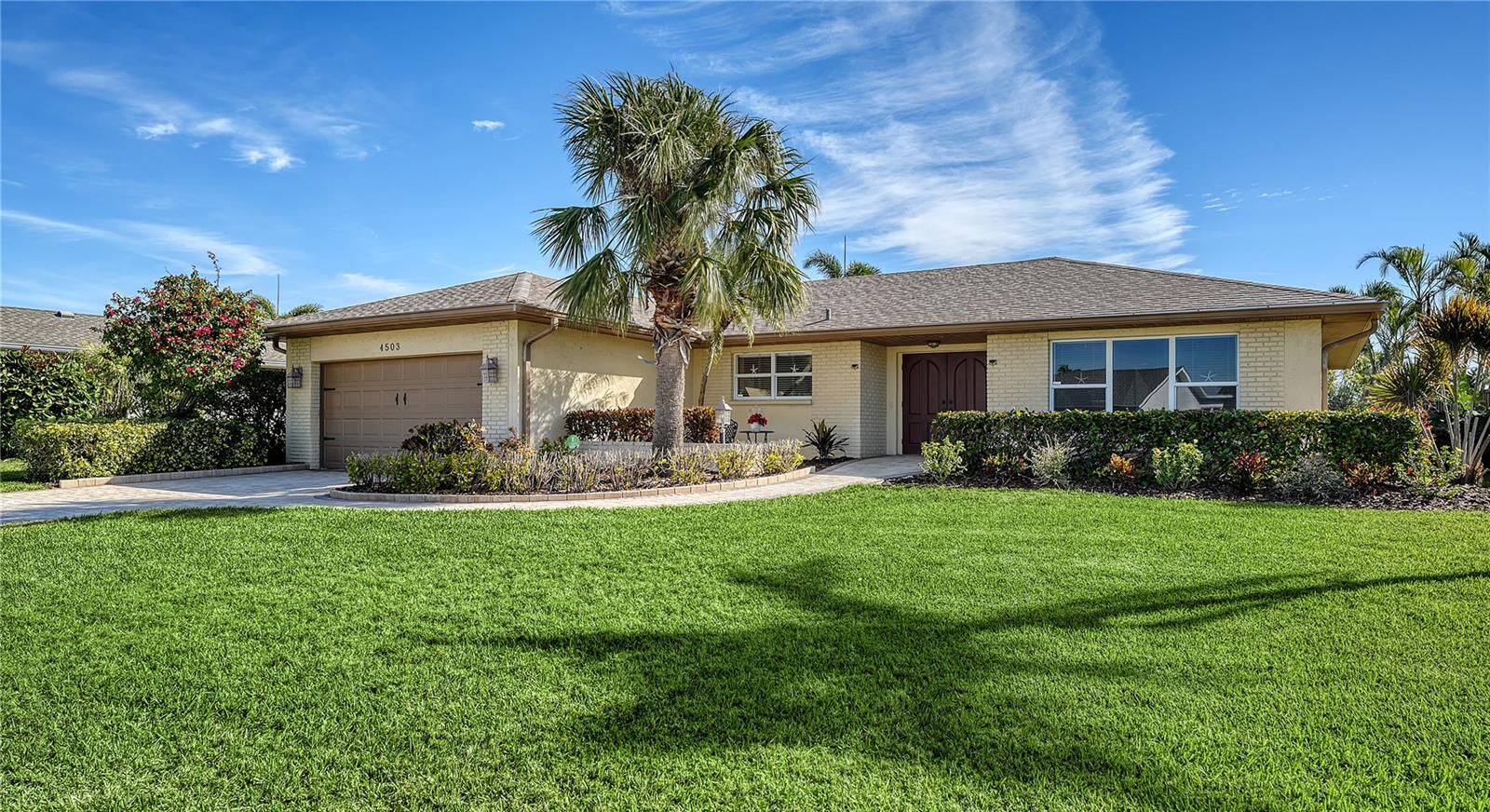 Property Photo: 4503 Coral Lake Drive FL 34210