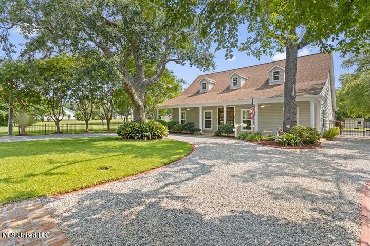 Property Photo:  112 Bienville Drive  MS 39576 