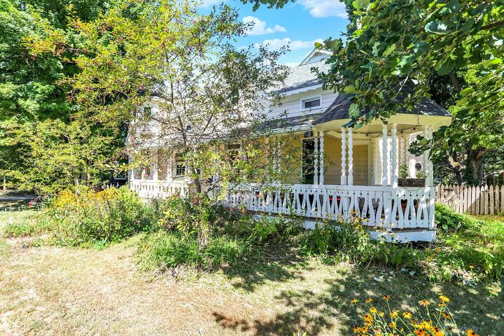 Property Photo:  170 E Ash Street  IN 46077 
