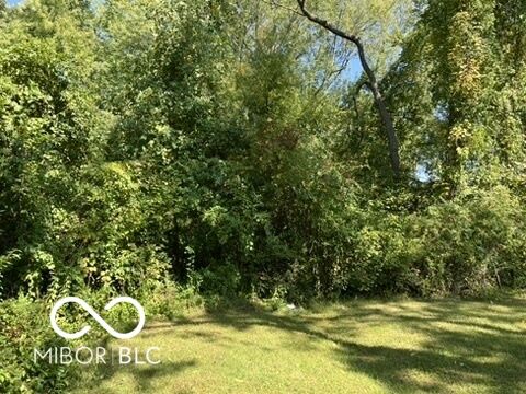 Property Photo:  3015 Sapphire Boulevard  IN 46268 
