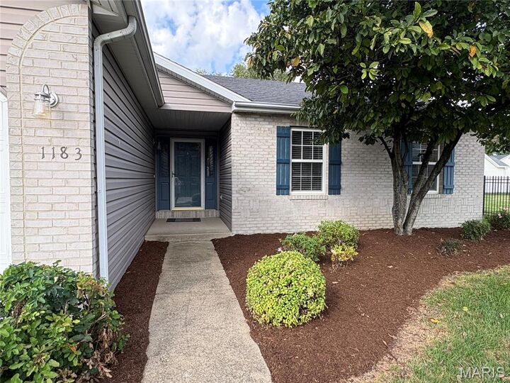 Property Photo: 1183 Tazewell Drive IL 62269