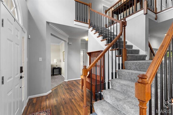 Property Photo: 516 Crown Pointe Estates Court MO 63021