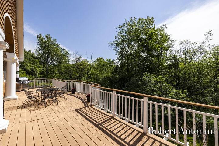 Property Photo:  1740 Flowers Mill Court NE  MI 49525 